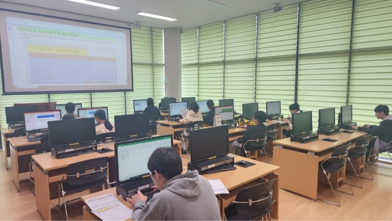 고성군청소년센터”온”_사진_20250508_9.jpg